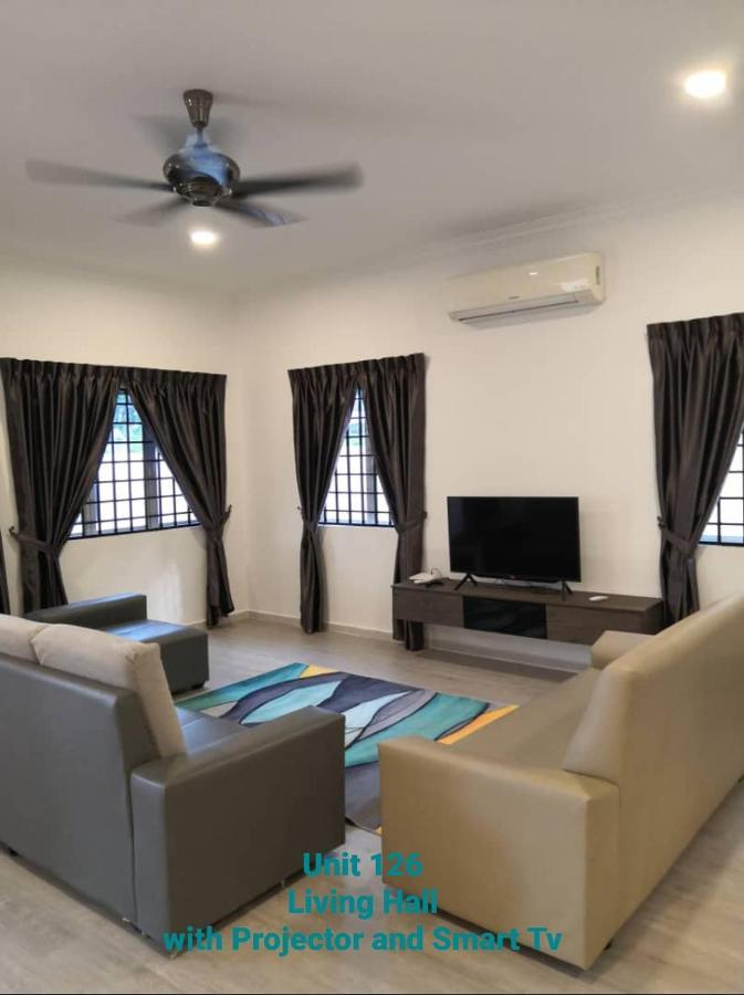 Ipoh Family Villa-Spacious Stay For 21 Or 42Pax Extérieur photo